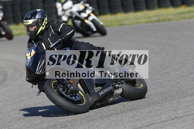 Archiv-2025/03 04.04.2025 TZ Motorsport ADR/Gruppe gelb/27